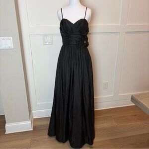 Watters & Watters Black Taffeta Long Evening Gown, Detachable Straps